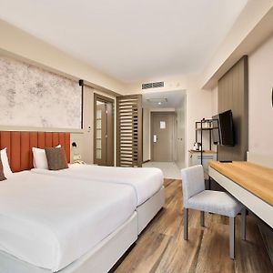 Standard Zimmer mit Kingsize-Bett